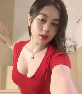 Profile picture of Ayesha Meha